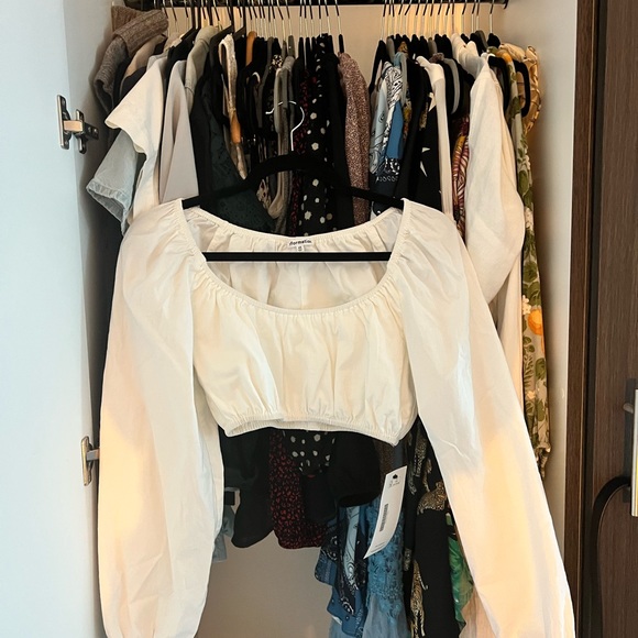 NWOT Reformation Yuli white long sleeve crop top - Picture 3 of 5